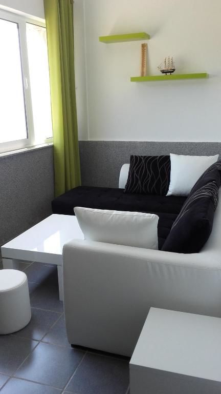 Апартаменты Apartments Petrovic Кримовица